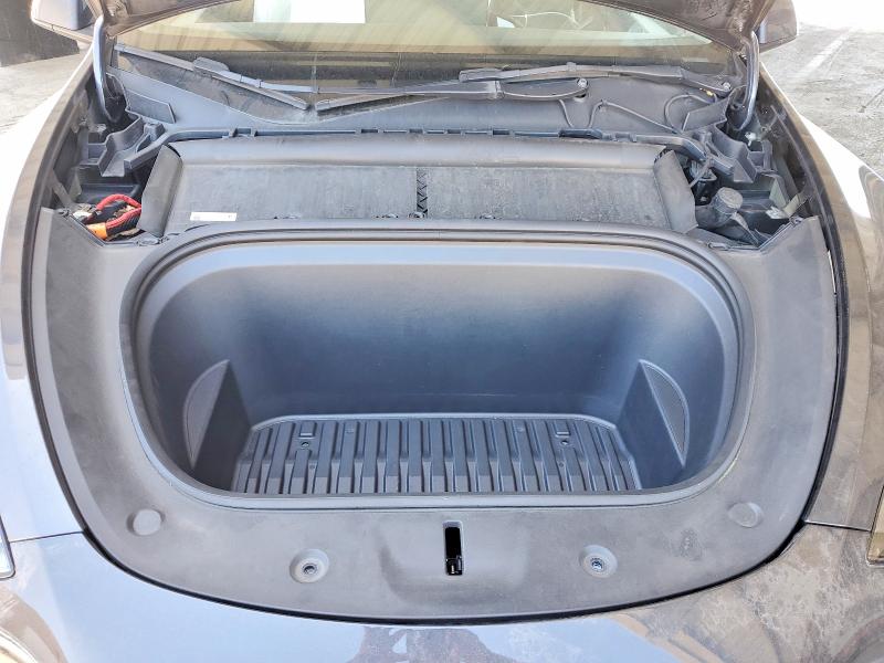 2023 Tesla Model Y მანქანა იყიდება აუქციონზე, vin: 7SAYGAEE9PF852600, აუქციონის ნომერი: 62628526