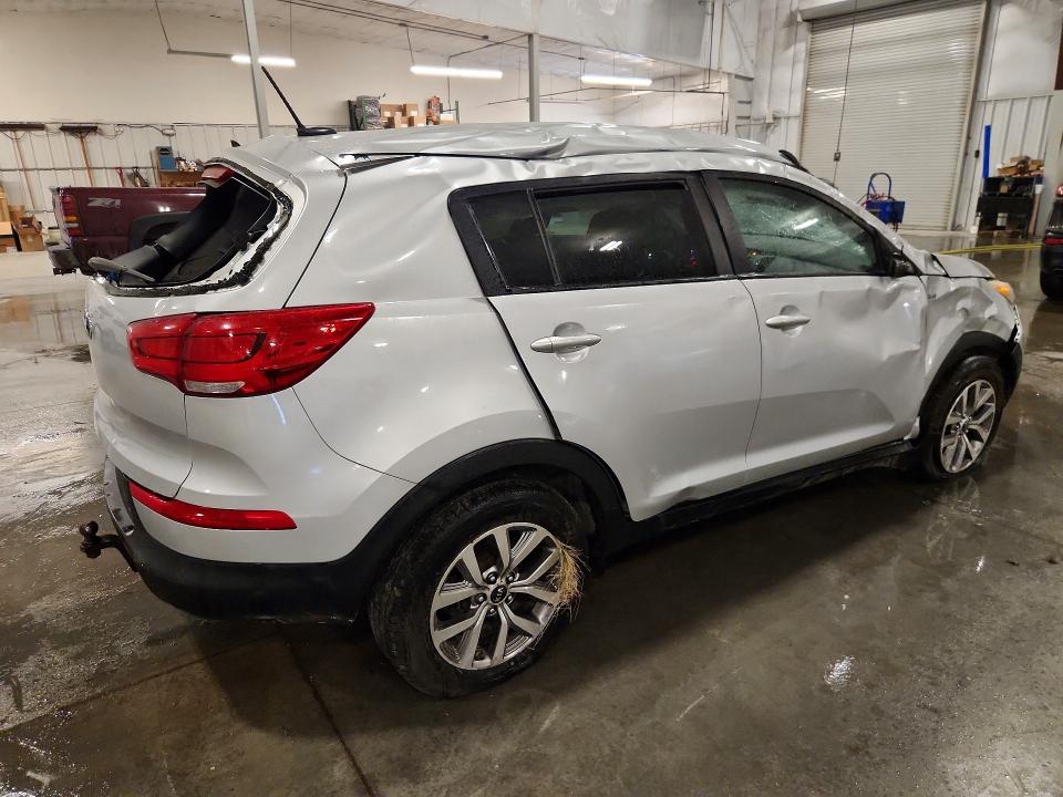 61446876 :رقم المزاد ، KNDPBCAC4G7802796 vin ، 2016 Kia Sportage مزاد بيع