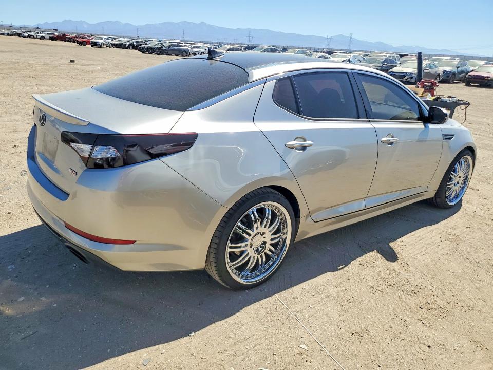 60328246 :رقم المزاد ، KNAGR4A66B5132228 vin ، 2011 Kia Optima مزاد بيع