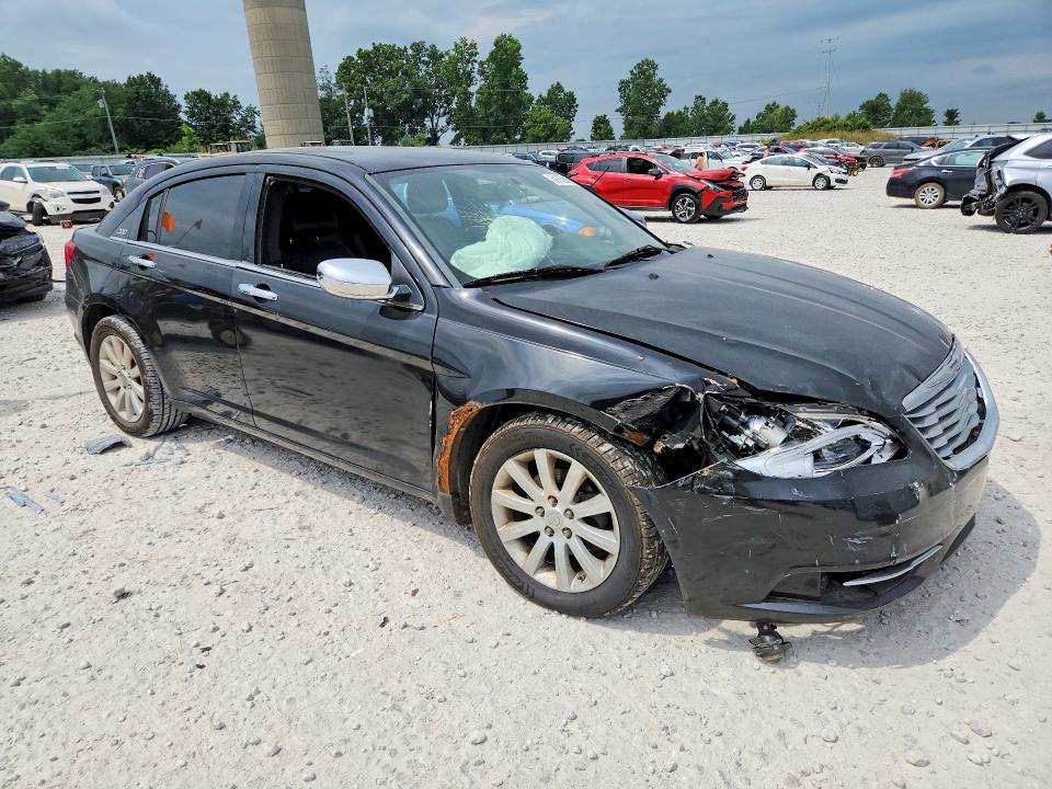 59262966 :رقم المزاد ، 1C3CCBCG6DN523481 vin ، 2013 Chrysler 200 مزاد بيع