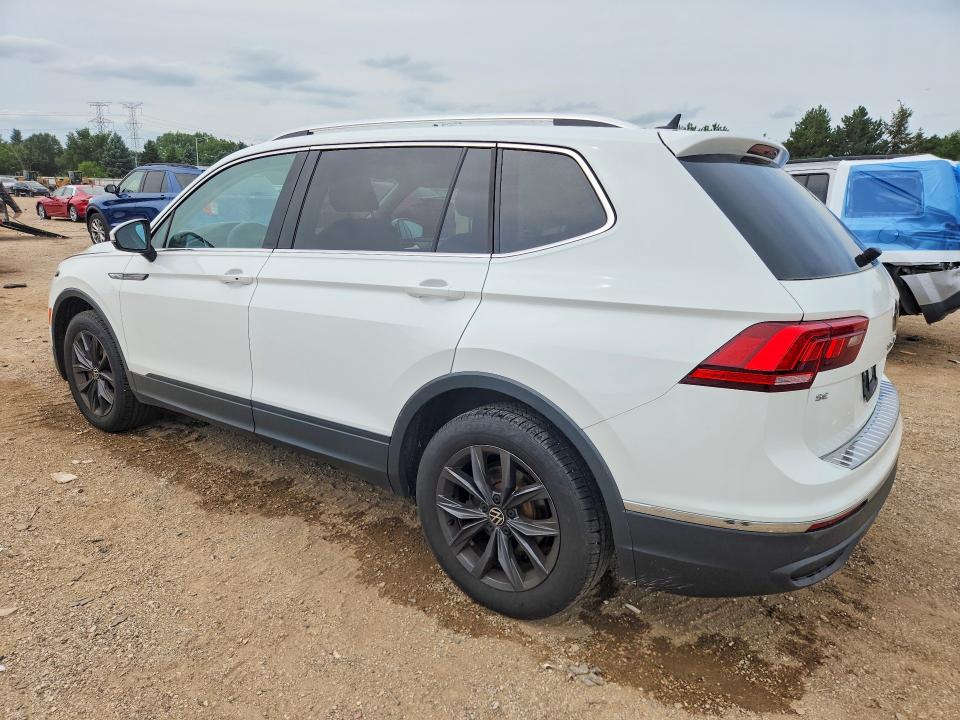 Продажа на аукционе авто 2022 Volkswagen Tiguan, vin: 3VV2B7AX3NM048377, номер лота: 59990136