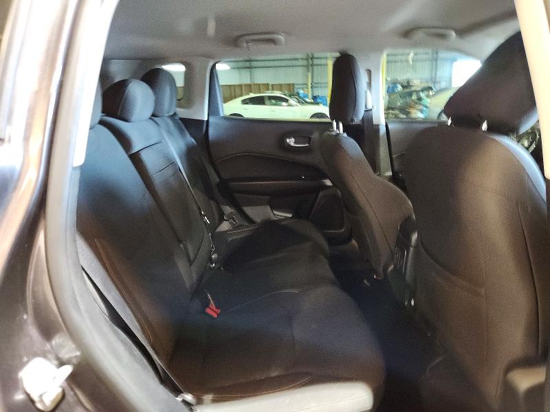 59591916 :رقم المزاد ، 3C4NJDAB0JT177176 vin ، 2018 Jeep Compass مزاد بيع