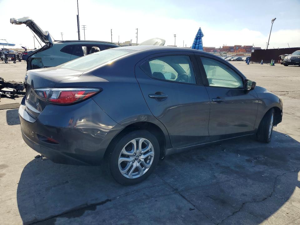 Aukcja sprzedaży 2017 Toyota Yaris Ia, vin: 3MYDLBYVXHY152732, numer aukcji: 62910326