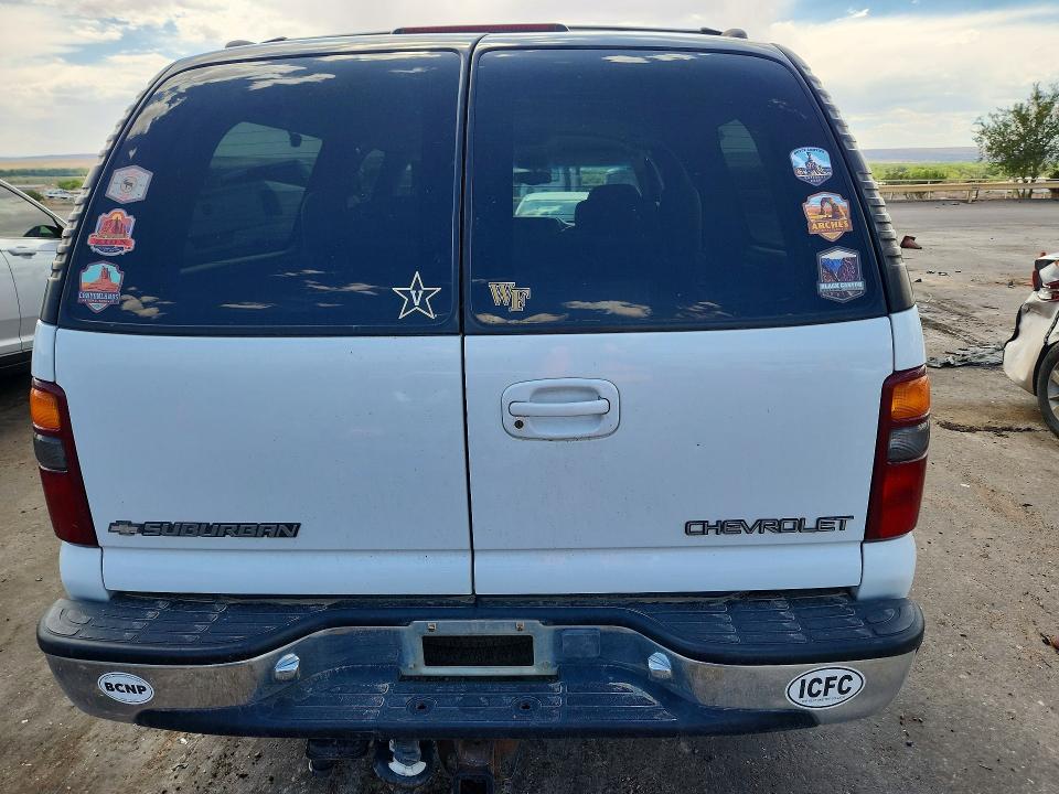 2001 Chevrolet Suburban მანქანა იყიდება აუქციონზე, vin: 3GNFK16T11G179617, აუქციონის ნომერი: 60829916