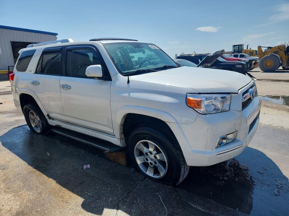 85632495 :رقم المزاد ، JTEZU5JR2A5012138 vin ، 2010 Toyota 4runner مزاد بيع