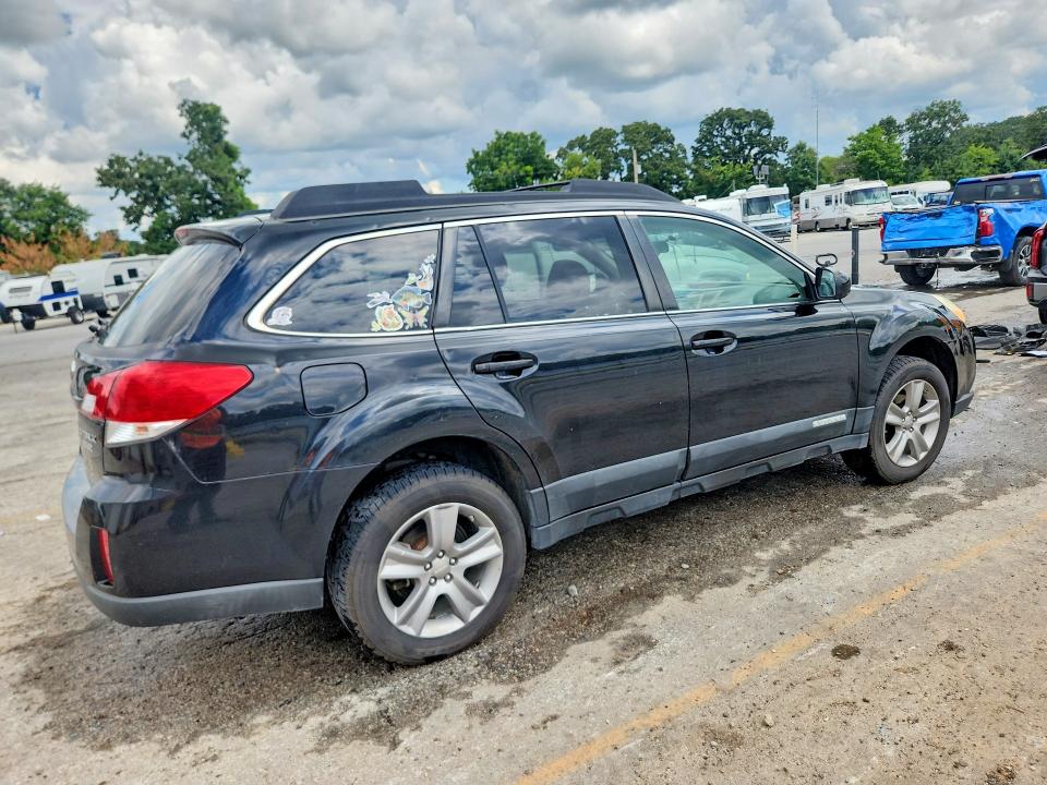 60251936 :رقم المزاد ، 4S4BRBCC0A3358243 vin ، 2010 Subaru Outback مزاد بيع
