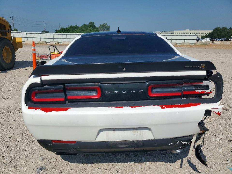 61587306 :رقم المزاد ، 2C3CDZFJ5MH617910 vin ، 2021 Dodge Challenger مزاد بيع