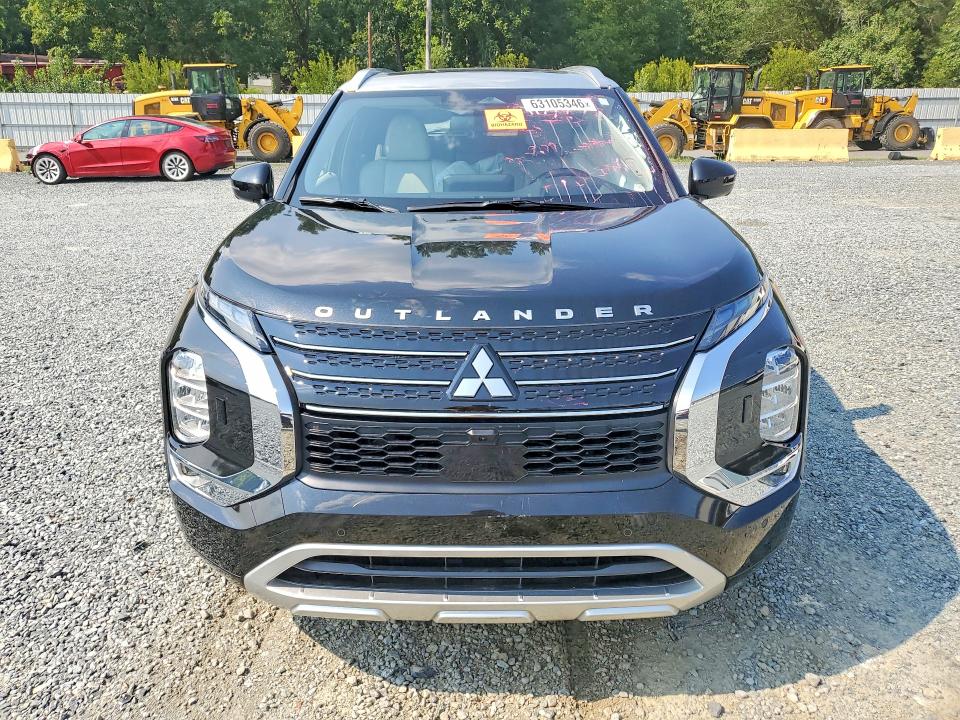 2024 Mitsubishi Outlander მანქანა იყიდება აუქციონზე, vin: JA4T5WA91RZ040685, აუქციონის ნომერი: 63105346