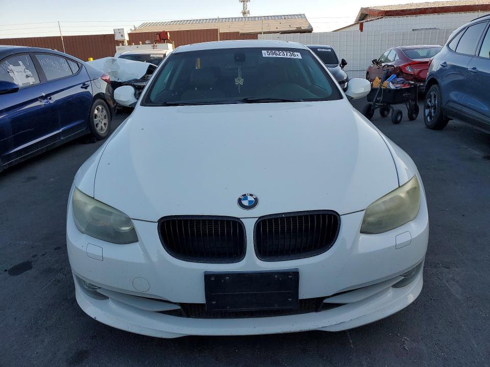 59623736 :رقم المزاد ، WBAKE5C52BE429934 vin ، 2011 Bmw 328 مزاد بيع
