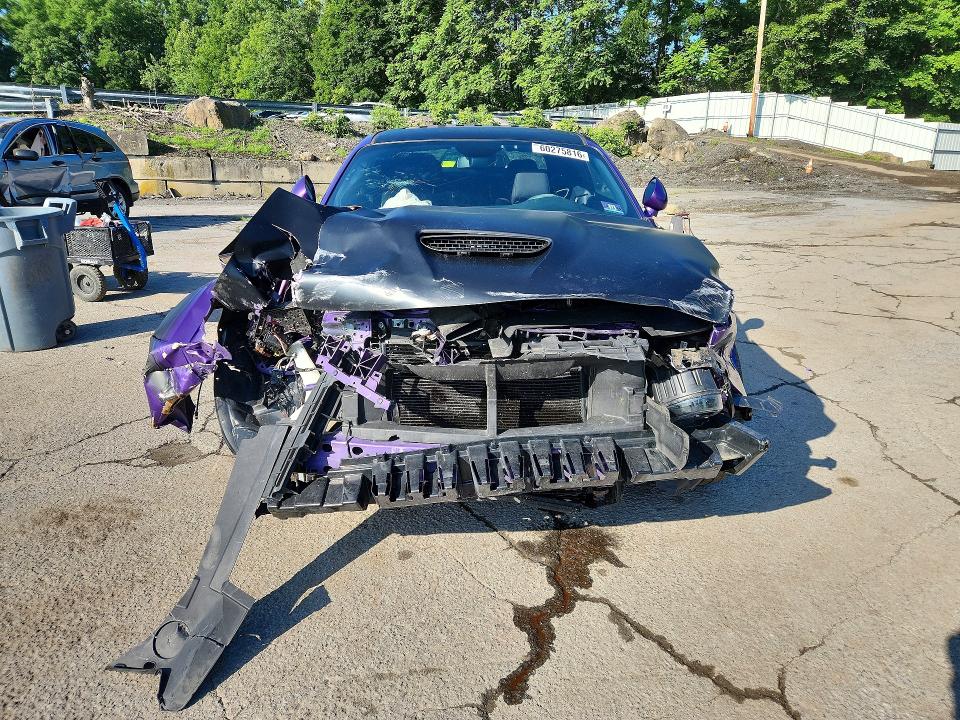 60275816 :رقم المزاد ، 2C3CDZBT7JH287982 vin ، 2018 Dodge Challenger مزاد بيع