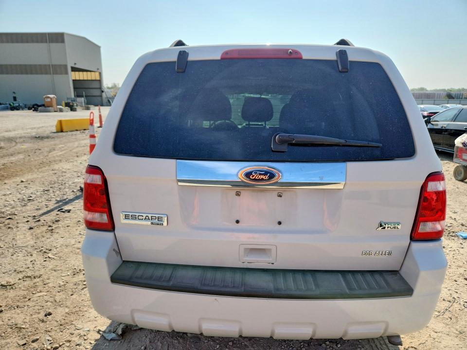 Продажа на аукционе авто 2010 Ford Escape, vin: 1FMCU0EG7AKB91098, номер лота: 61849416