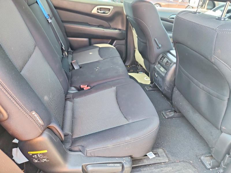 60230476 :رقم المزاد ، 5N1DR2AM7LC637681 vin ، 2020 Nissan Pathfinder مزاد بيع