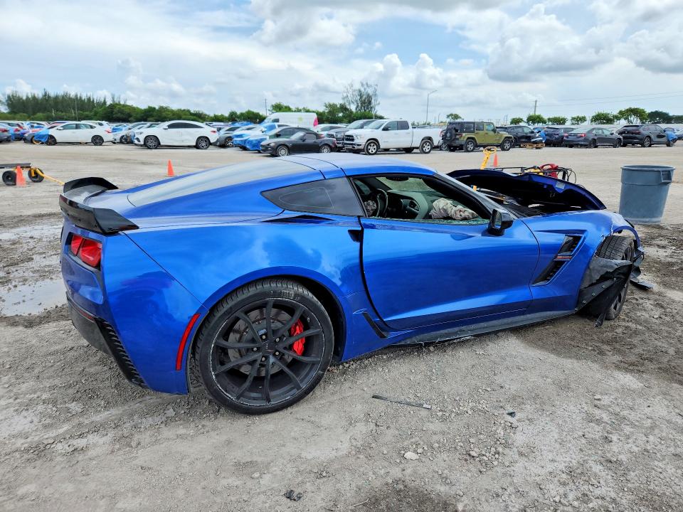 74513215 :رقم المزاد ، 1G1YY2D79K5110963 vin ، 2019 Chevrolet Corvette مزاد بيع
