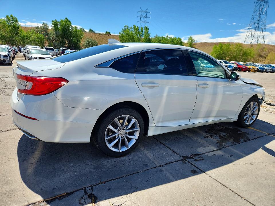 61425606 :رقم المزاد ، 1HGCV1F19MA028899 vin ، 2021 Honda Accord مزاد بيع