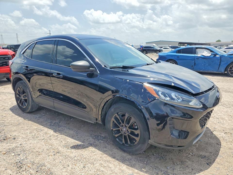 62495126 :رقم المزاد ، 1FMCU0G6XNUB84905 vin ، 2022 Ford Escape مزاد بيع