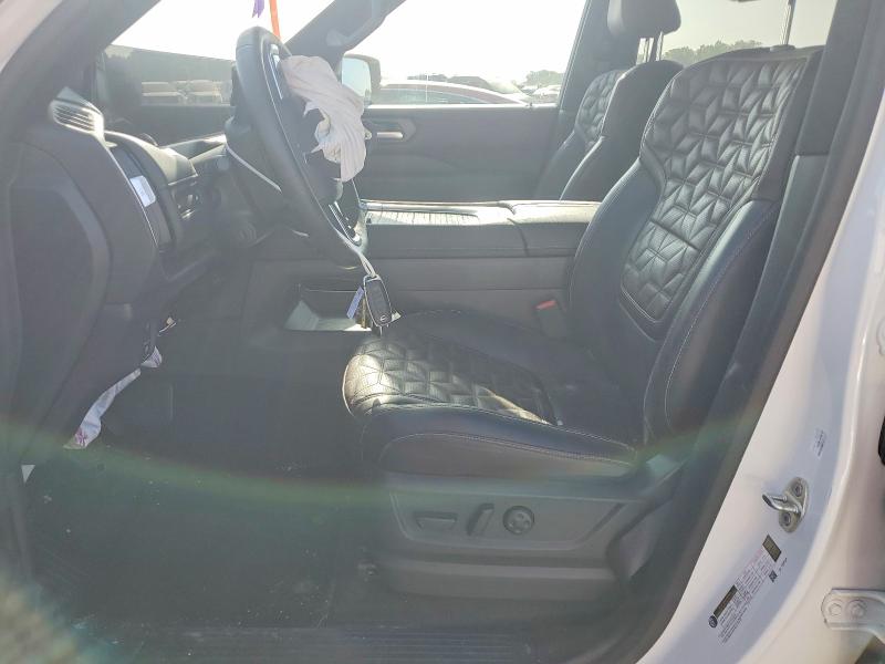 59173206 :رقم المزاد ، JN8AY3EB5S9100767 vin ، 2025 Nissan Armada مزاد بيع