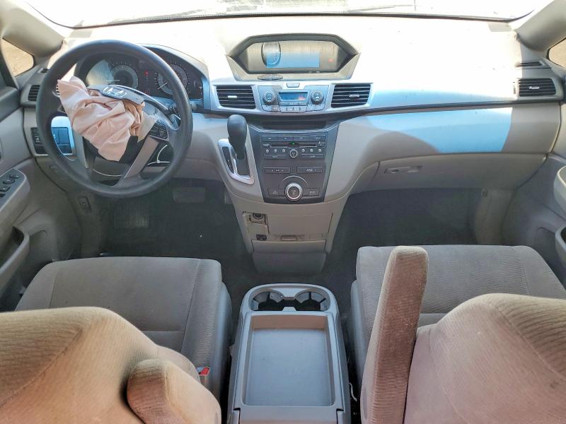 2011 Honda Odyssey მანქანა იყიდება აუქციონზე, vin: 5FNRL5H42BB010696, აუქციონის ნომერი: 61194146