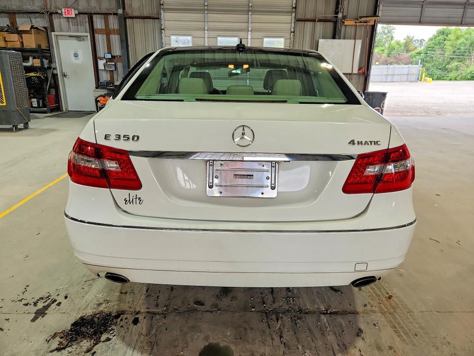 62788846 :رقم المزاد ، WDDHF8HB1BA395900 vin ، 2011 Mercedes-benz E مزاد بيع