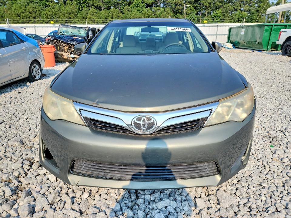 63311086 :رقم المزاد ، 4T1BF1FK7CU512336 vin ، 2012 Toyota Camry مزاد بيع