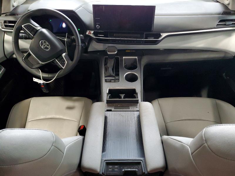 61098046 :رقم المزاد ، 5TDJSKFC8SS177374 vin ، 2025 Toyota Sienna مزاد بيع