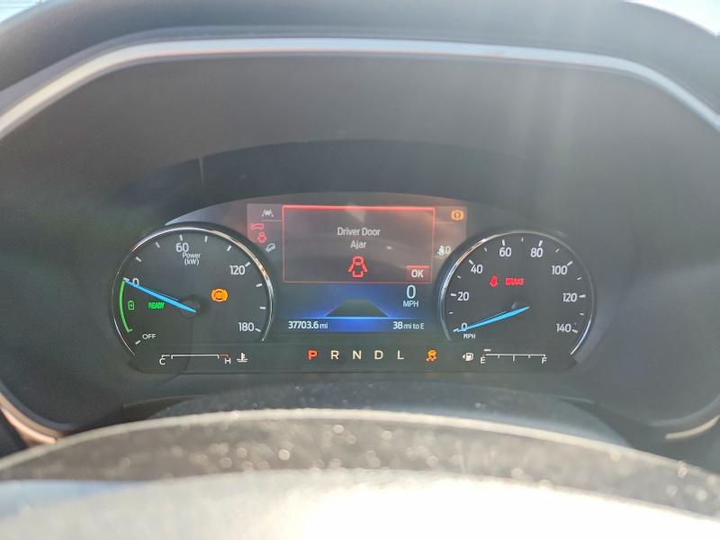 60086576 :رقم المزاد ، 1FMCU9BZXMUA26150 vin ، 2021 Ford Escape مزاد بيع