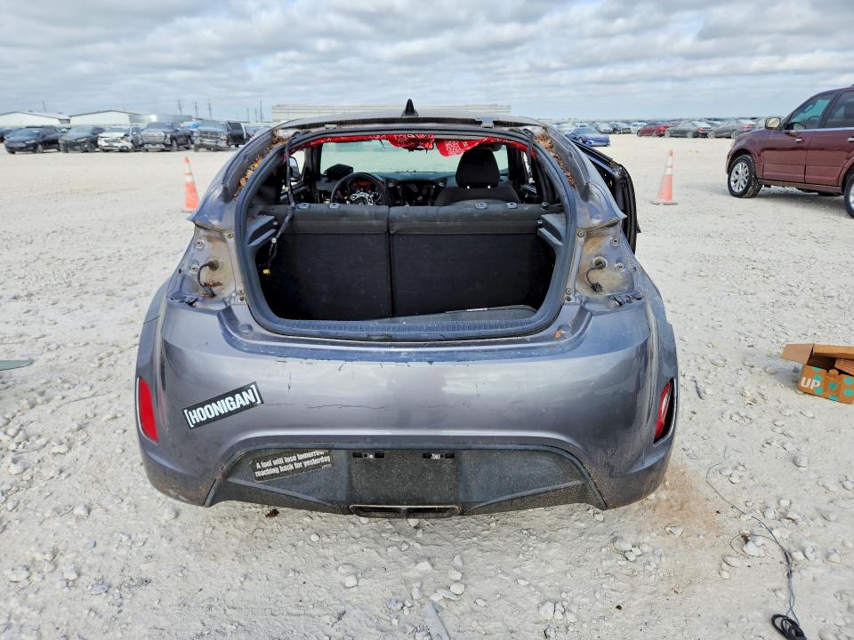 2013 Hyundai Veloster მანქანა იყიდება აუქციონზე, vin: KMHTC6AD9DU166990, აუქციონის ნომერი: 62346946