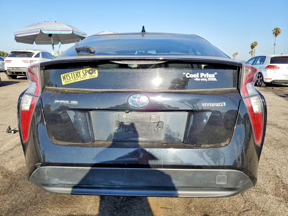 Продажа на аукционе авто 2016 Toyota Prius, vin: JTDKBRFUXG3010786, номер лота: 61021746