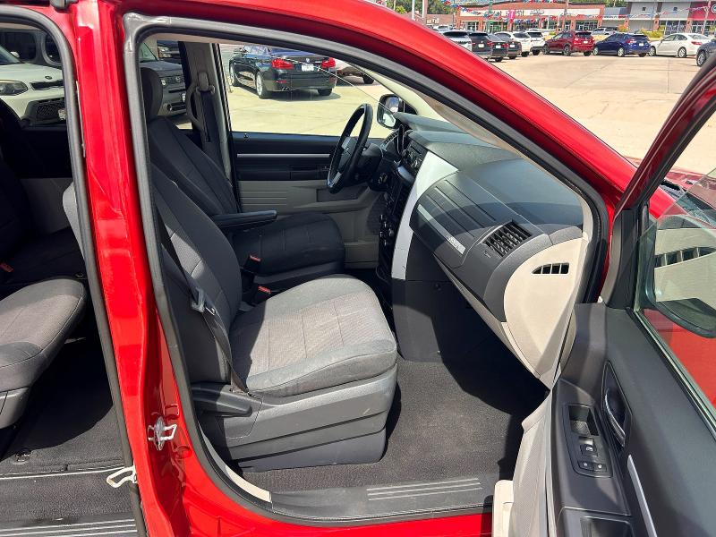 60145296 :رقم المزاد ، 1D8HN54P18B146630 vin ، 2008 Dodge Grand Caravan مزاد بيع