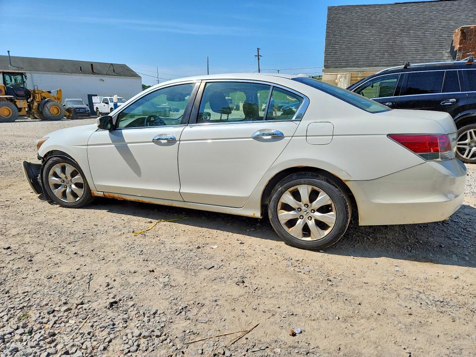 60888396 :رقم المزاد ، 5KBCP3F89AB014037 vin ، 2010 Honda Accord مزاد بيع