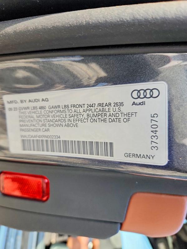 62498726 :رقم المزاد ، WAUDAAF4XRN002334 vin ، 2024 Audi A4 مزاد بيع