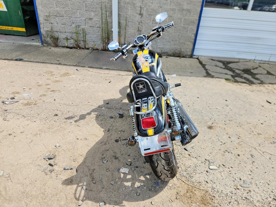 63697346 :رقم المزاد ، 1HD1HAZ116K811767 vin ، 2006 Harley-davidson Vrscr مزاد بيع