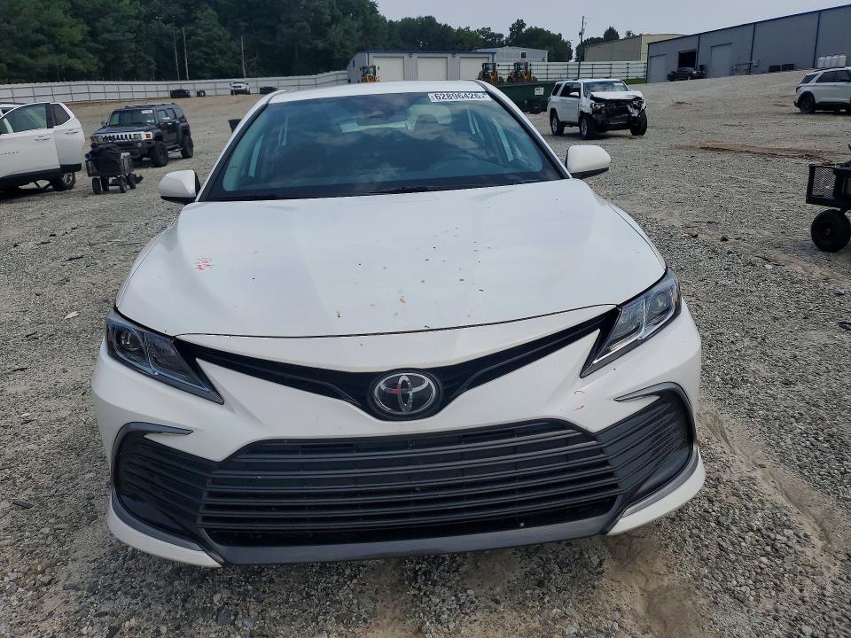 2024 Toyota Camry მანქანა იყიდება აუქციონზე, vin: 4T1C11AK1RU198251, აუქციონის ნომერი: 62896426