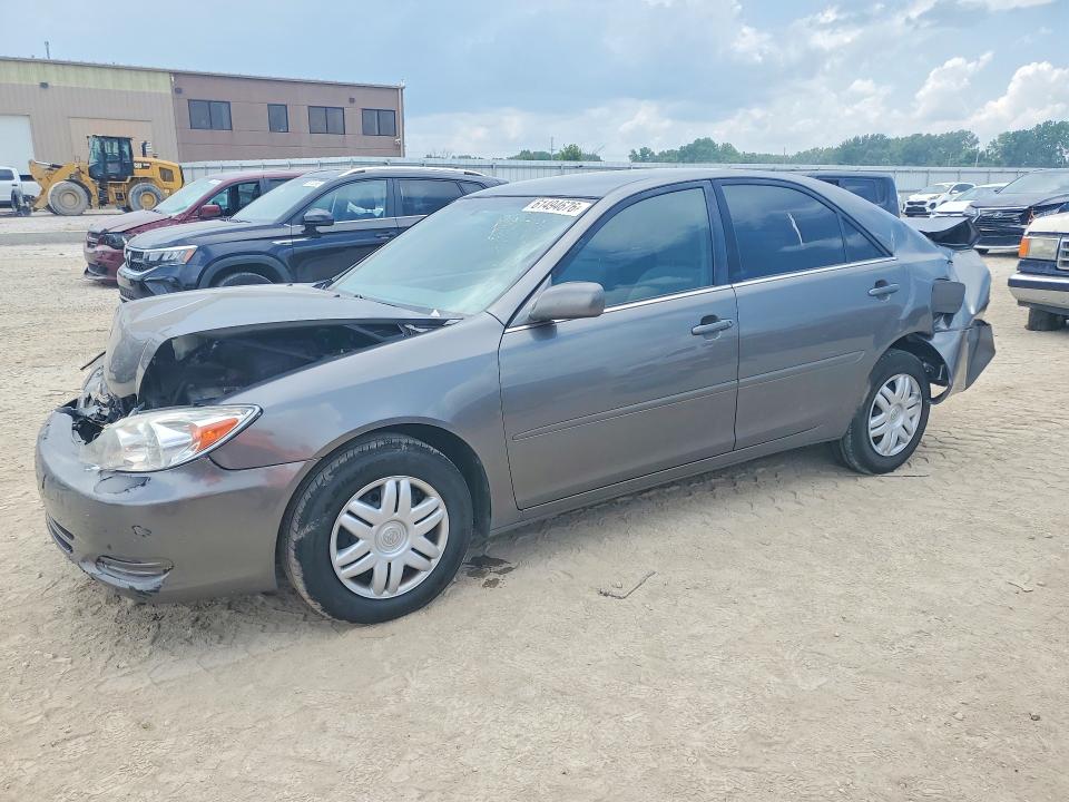 61494676 :رقم المزاد ، 4T1BE32K53U645617 vin ، 2003 Toyota Camry مزاد بيع