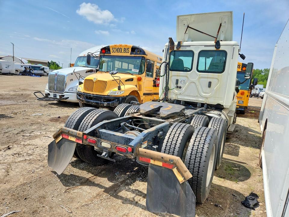 2018 Freightliner Cascadia 125 მანქანა იყიდება აუქციონზე, vin: 3AKJGEDV3JSJW1569, აუქციონის ნომერი: 60195956