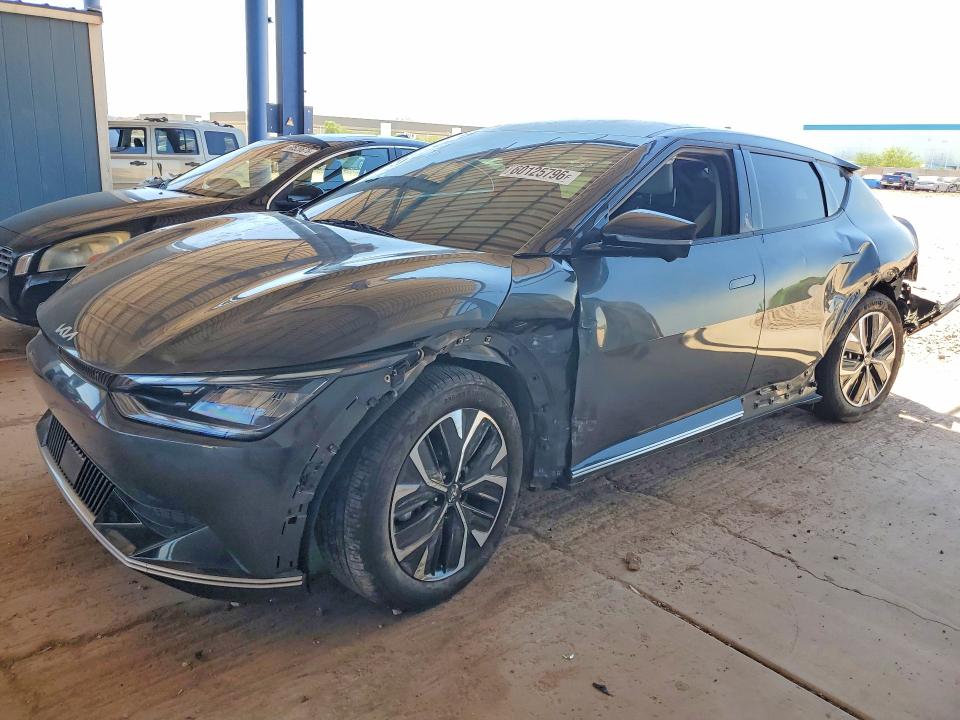 2023 Kia Ev6 მანქანა იყიდება აუქციონზე, vin: KNDC34LA1P5607103, აუქციონის ნომერი: 60125796