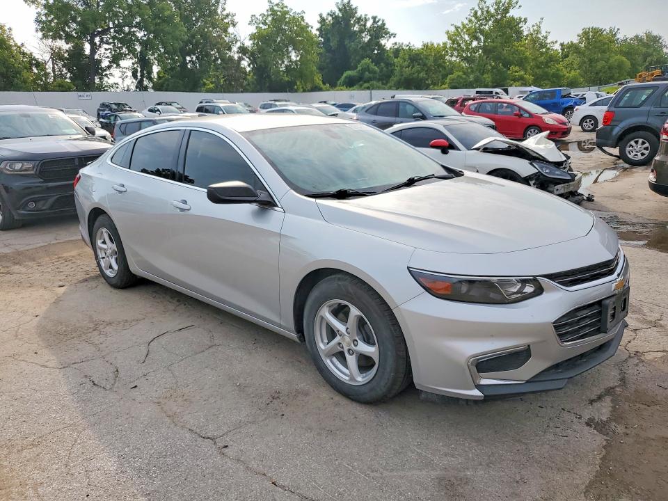 62802806 :رقم المزاد ، 1G1ZC5ST7HF267317 vin ، 2017 Chevrolet Malibu مزاد بيع