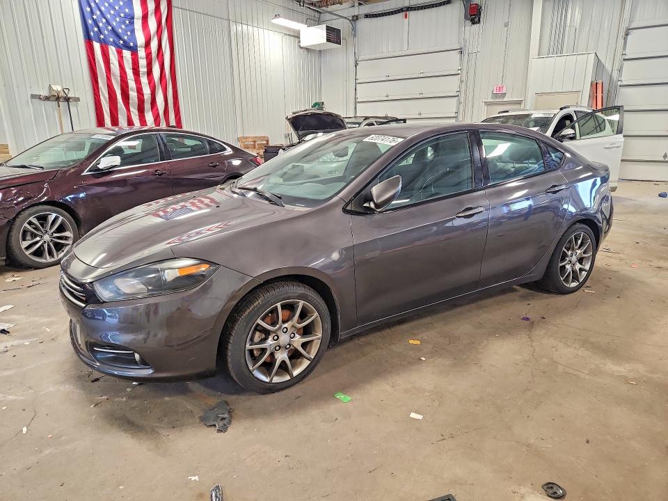62074176 :رقم المزاد ، 1C3CDFEB3FD415172 vin ، 2015 Dodge Dart مزاد بيع