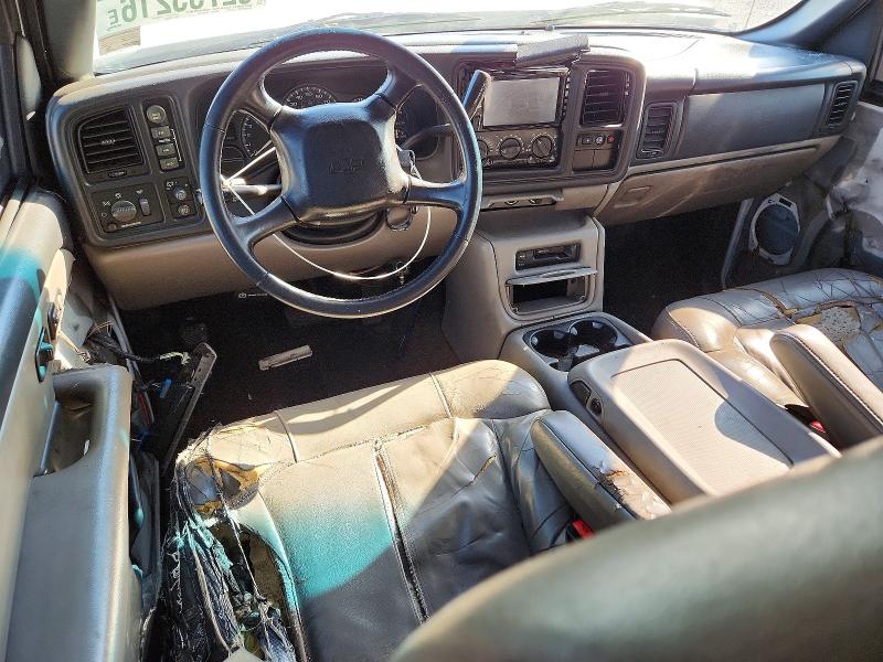 62755216 :رقم المزاد ، 1GNFK16T42J199229 vin ، 2002 Chevrolet Suburban مزاد بيع