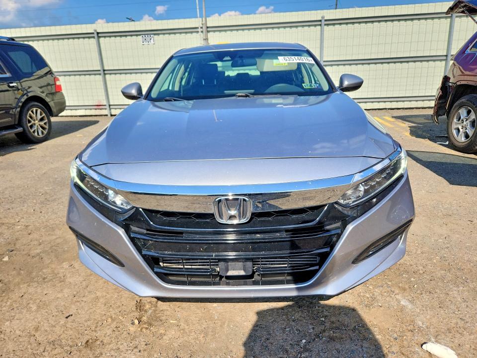 Продажа на аукционе авто 2018 Honda Accord, vin: 1HGCV1F4XJA076949, номер лота: 63514016