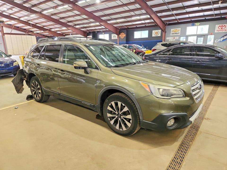 62502166 :رقم المزاد ، 4S4BSANC9F3287112 vin ، 2015 Subaru Outback مزاد بيع