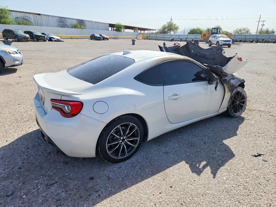 64980906 :رقم المزاد ، JF1ZNAA10H8705017 vin ، 2017 Toyota 86 مزاد بيع