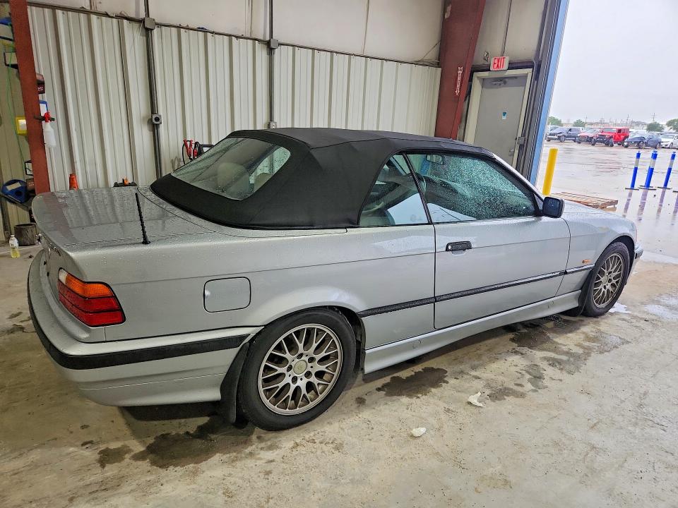 1998 Bmw 323 მანქანა იყიდება აუქციონზე, vin: WBABJ8322WEM21728, აუქციონის ნომერი: 60861896