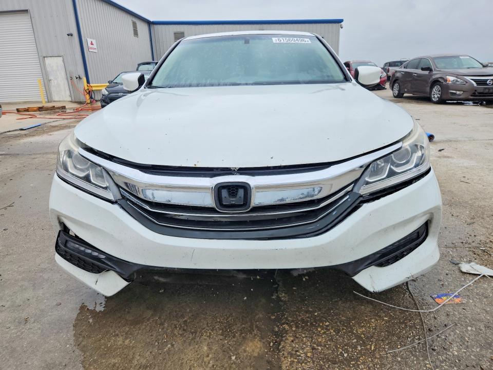 61560496 :رقم المزاد ، 1HGCR2F84GA045458 vin ، 2016 Honda Accord مزاد بيع
