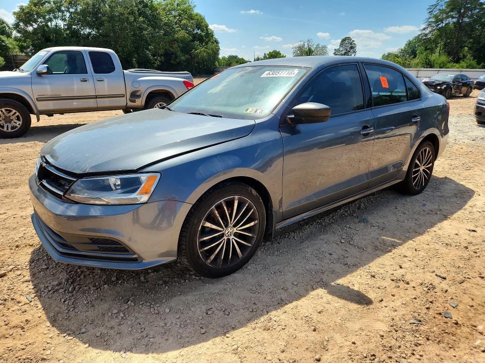 63051116 :رقم المزاد ، 3VWD17AJ3FM323119 vin ، 2015 Volkswagen Jetta مزاد بيع