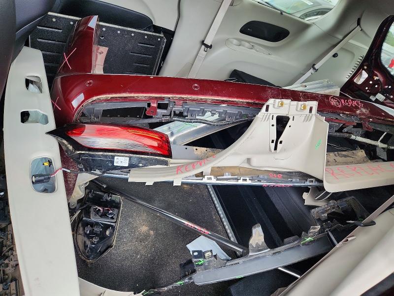 62661776 :رقم المزاد ، 2C4RC1BG2HR752492 vin ، 2017 Chrysler Pacifica مزاد بيع