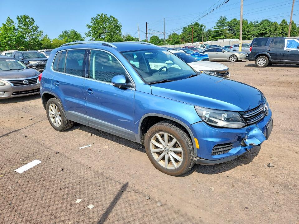 2017 Volkswagen Tiguan მანქანა იყიდება აუქციონზე, vin: WVGSV7AX6HK006914, აუქციონის ნომერი: 62201556