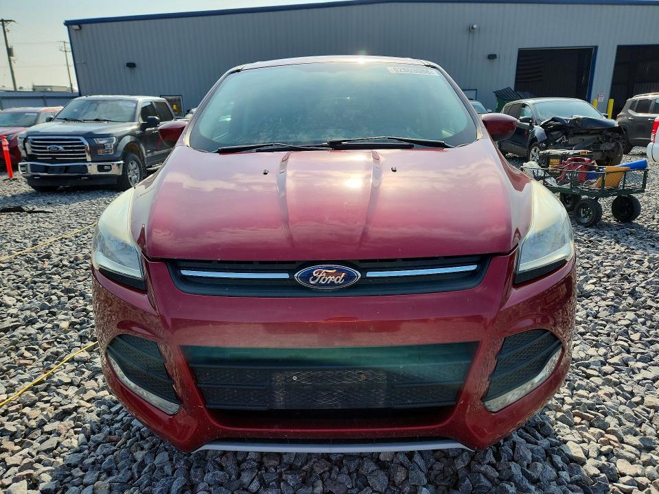 2013 Ford Escape მანქანა იყიდება აუქციონზე, vin: 1FMCU0G99DUD15878, აუქციონის ნომერი: 62803086