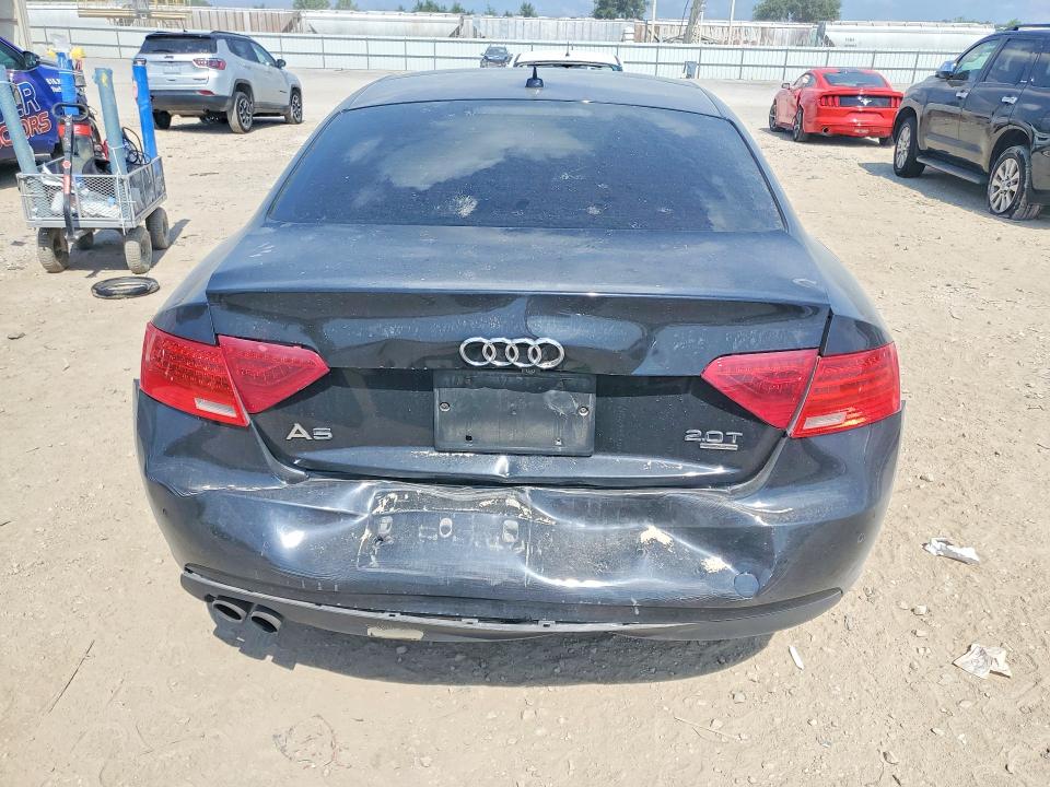 Продажа на аукционе авто 2013 Audi A5, vin: WAUVFAFR8DA079365, номер лота: 61220936