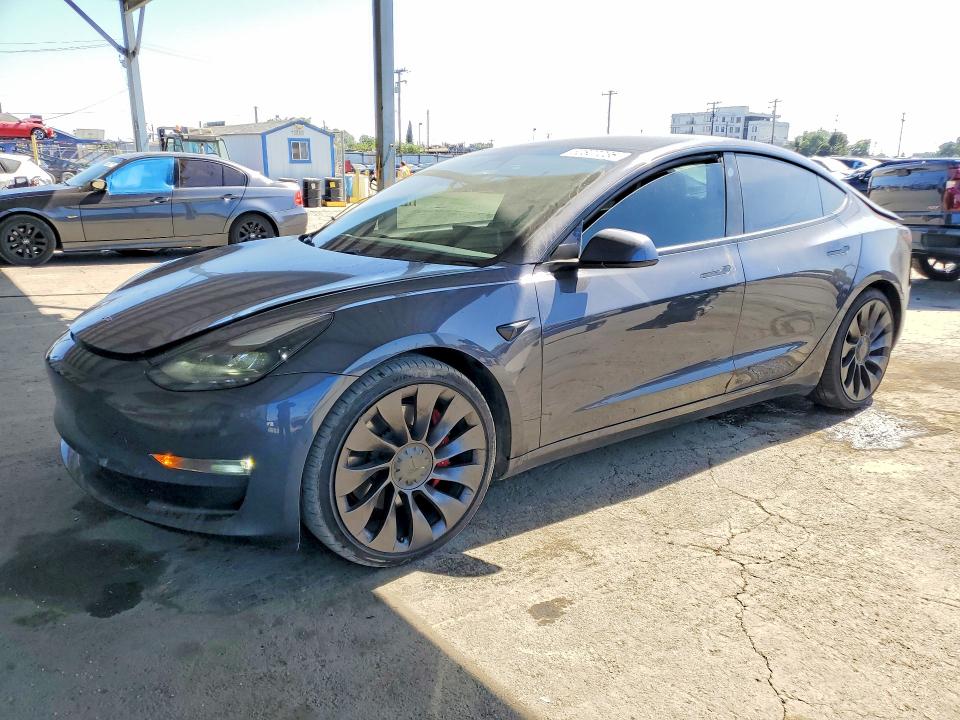2021 Tesla Model 3 მანქანა იყიდება აუქციონზე, vin: 5YJ3E1EC4MF935827, აუქციონის ნომერი: 60807036