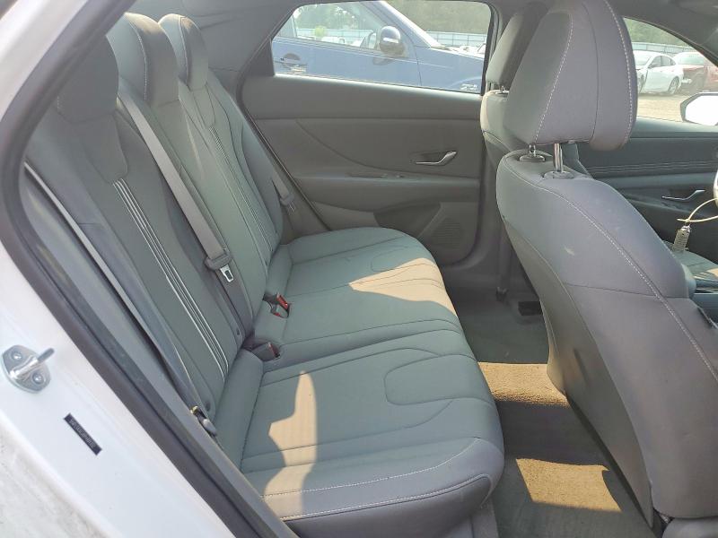 61437186 :رقم المزاد ، 5NPLS4AG8PH109202 vin ، 2023 Hyundai Elantra مزاد بيع